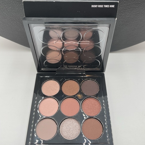 MAC Cosmetics Eyeshadow Palette in Dusky Rose x 9 - BNIB & Discontinued - Picture 5 of 16